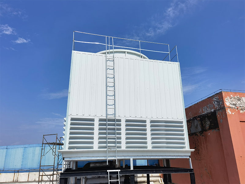 方形逆流式玻璃鋼冷卻塔噪音與振蕩的處理