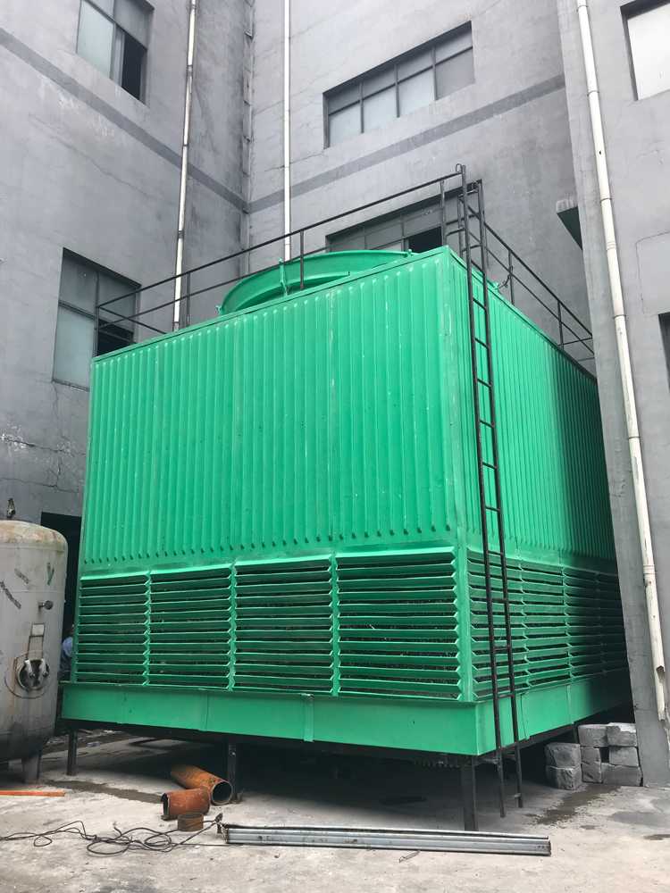 輝縣積水型DFNL-500T方形玻璃鋼冷卻塔