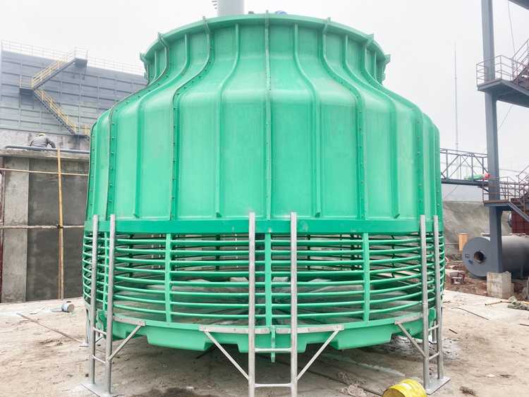 四川瀘州圓型逆流式玻璃鋼冷卻塔300T安裝完畢